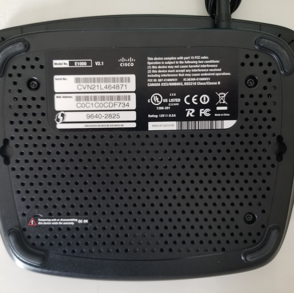 Cisco Linksys E1000 v2 - Picture 2 of 2